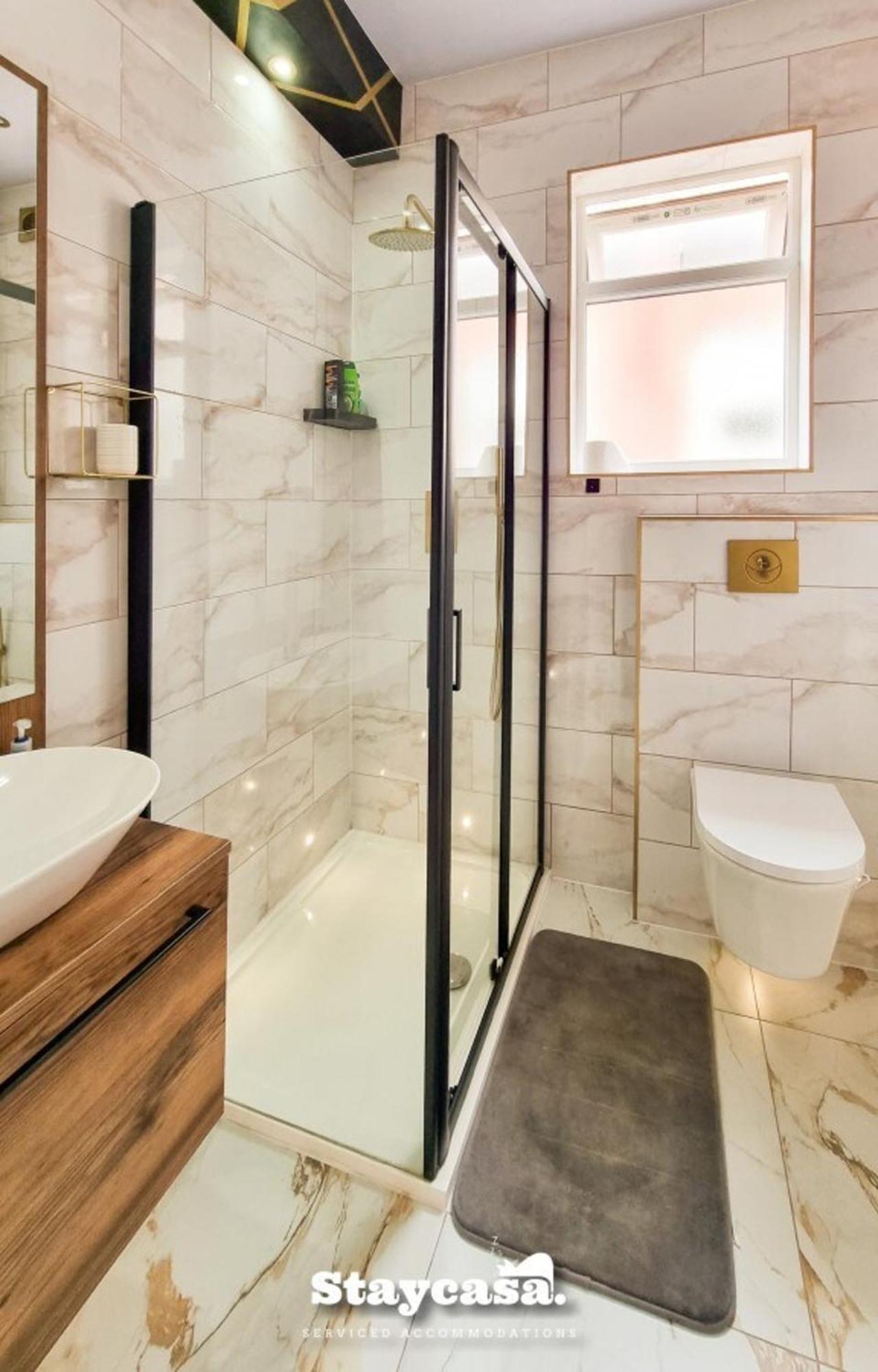 Clarence Co-Living - Private Room Self-Cater Manchester Exteriör bild